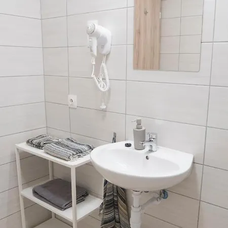 K111 Klapka Budapest